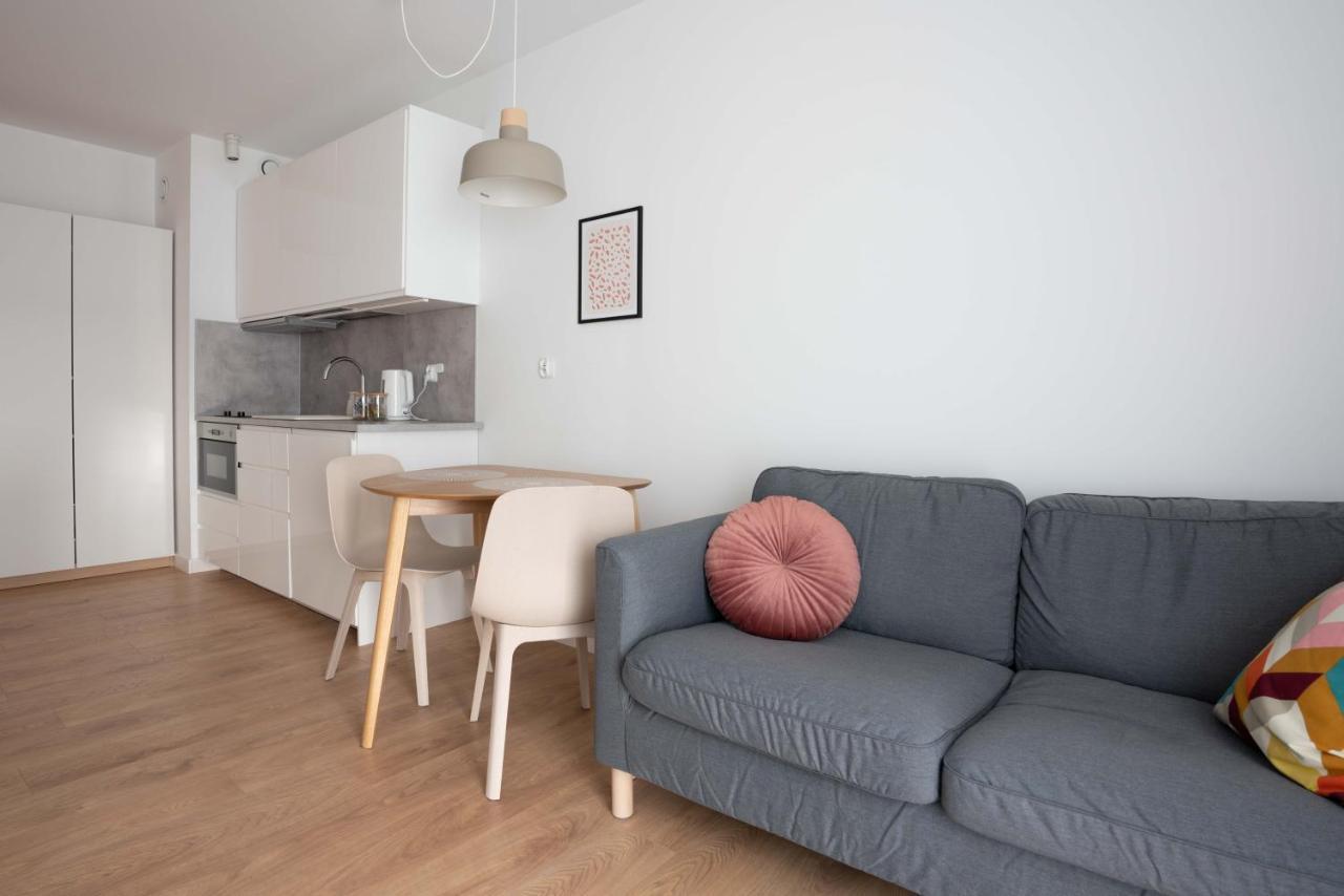 Aparthotel Weissa 7 クラクフ エクステリア 写真