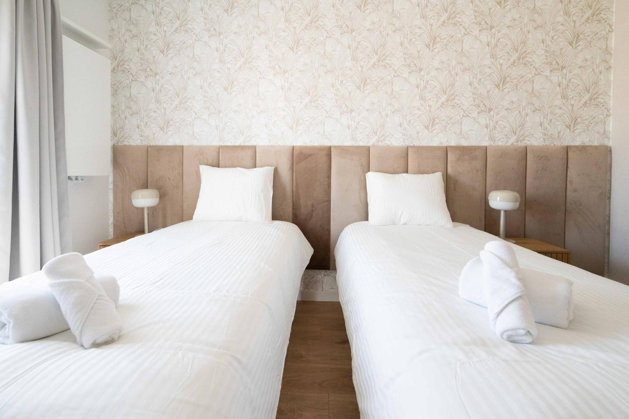 Aparthotel Weissa 7 クラクフ エクステリア 写真